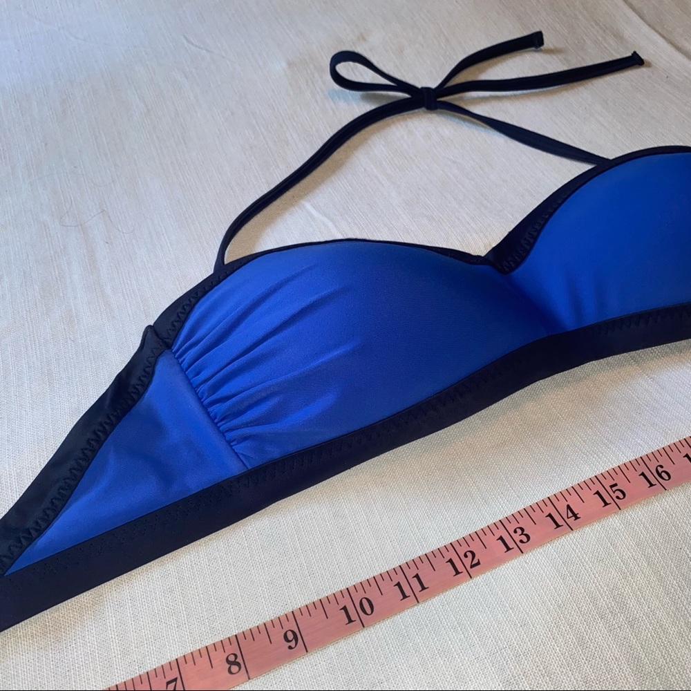 EUC Athleta molded bandeau halter blue and navy bikini top Sz Large.
